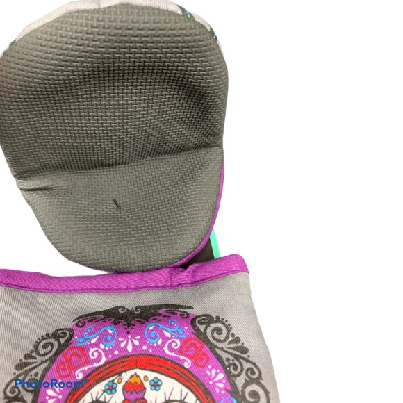 Nightbefore Christmas Day Of The Dead Mini Mitts - Picture 4 of 5